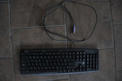 Starší klávesnice Genius, Konektor PS/2