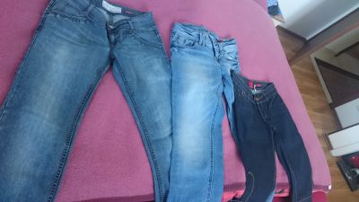Dámské jeans na donošení S/36