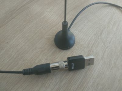 USB tuner s anténou