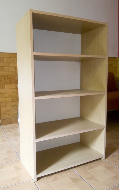 2 policové skřínky (regály) - světlé lamino