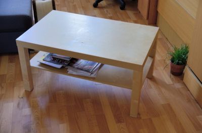 Konferenční stolek Ikea