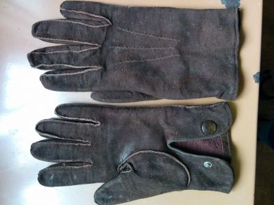 staré, ale kvalitní rukavice