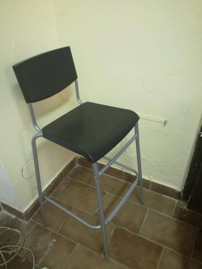 Barová stolička