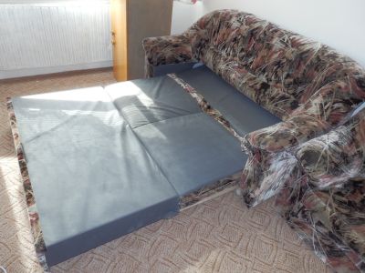 2x Sedačka Pohovka a křeslo - postel a úložný prostor