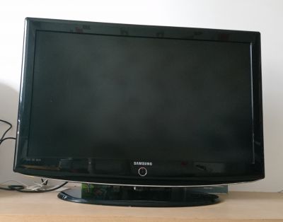 LCD televizor Samsung LE37R87BDX