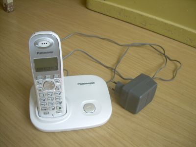 Telefon