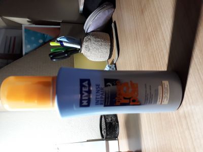 Vlasové sérum nivea