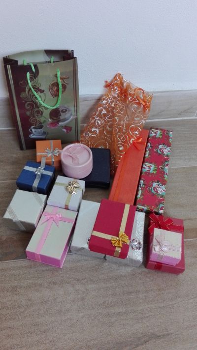Krabičky na dárky :)