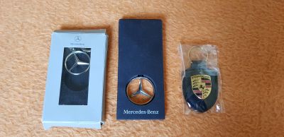 klíčenky na Mercedes a Porsche