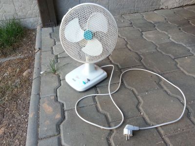 Daruji ROZBITÝ nefunkční větrák DeLonghi Fan Compact