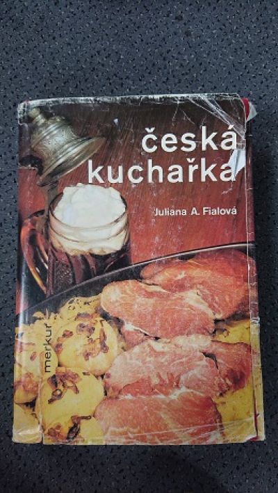 Kuchařka "Česká kuchařka"