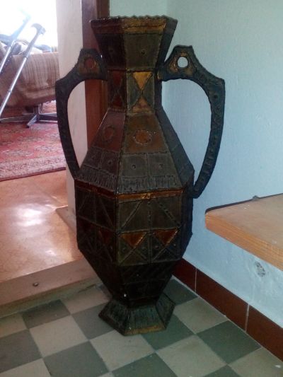 železná váza