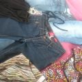 Oblečení dámské na donošení džíny,  tuniky