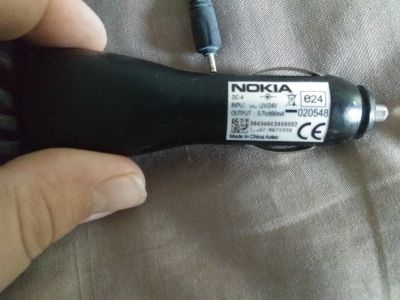 Nabíječka do auta Nokia
