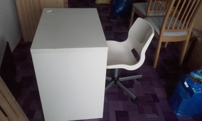 Set Ikea stolek s šupletem a otočnou židlí