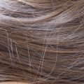 Dlouhé umělé hnědé vlasy - příčesek
