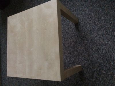 Malý konferenční stolek Ikea Lack