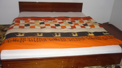 manželské postele s matrací