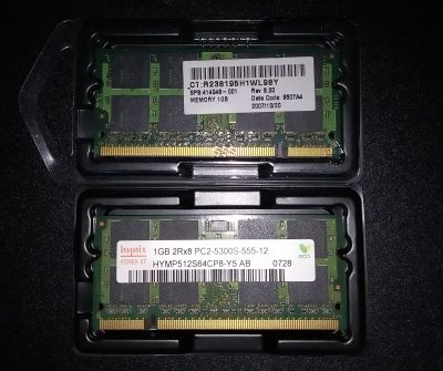 RAM do notebooku 2x1GB