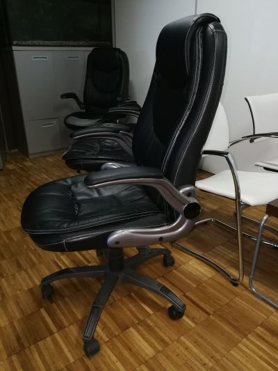 4 Kancelářské židle