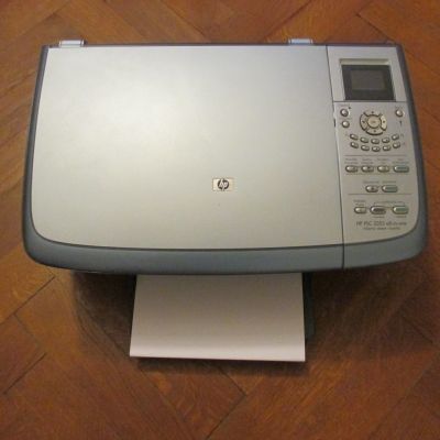 Barevná multifunkční tiskárna