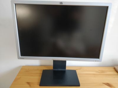 Daruji monitor HP LP2465