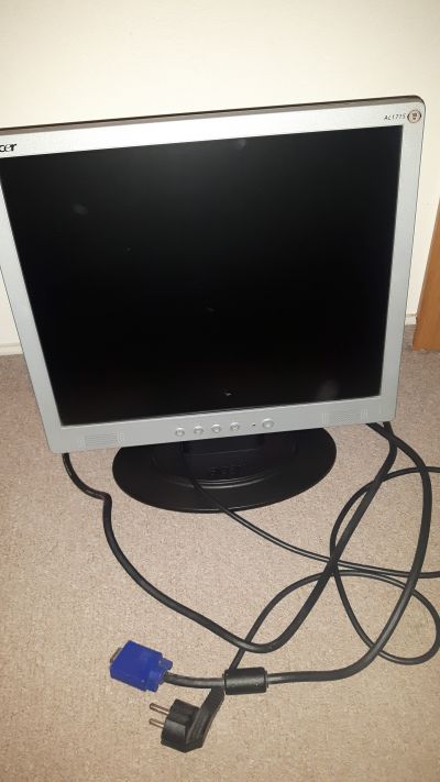 Starší monitor Acer