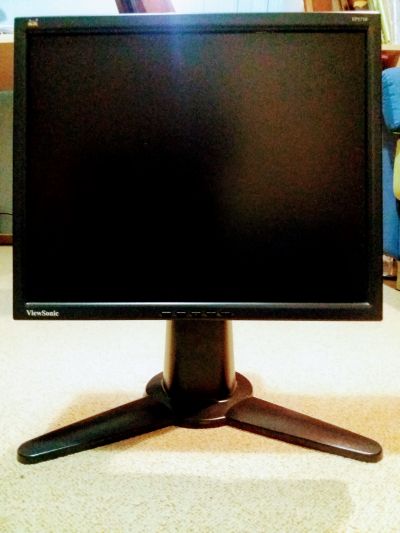 Monitor ViewSonic VP171b velký sympaťák