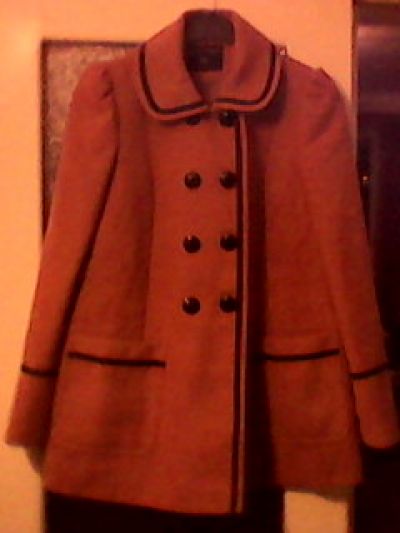 Světle hnědý kabátek