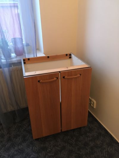 Spodní část kuchyňské skřínky