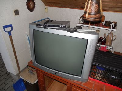 TV 70cm +settopbox (ne DVBT2!)+DO