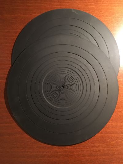 Gumové slipmaty - podložky na gramofon