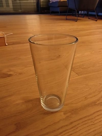 Skleněná váza IKEA
