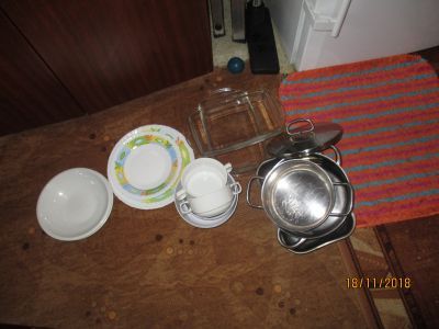 Používané, ale zachovalé nádobí
