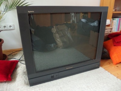 Televize 27" Panasonic Quintrix 100Hz