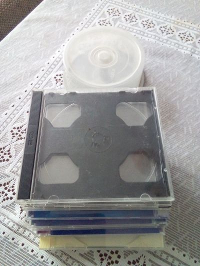 Krabicky na CD