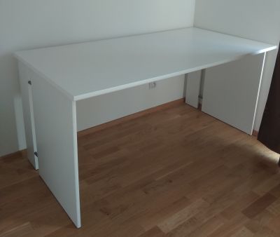 Stůl - 160 cm x 80 cm