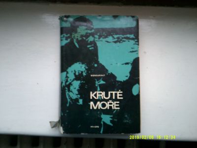 kniha Kruté moře