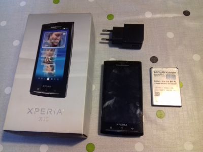 Daruji chytrý mobilní telefon Sony Ericsson X10