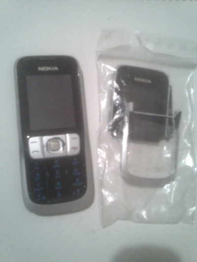 Nokia 2630 na náhradní díly/polofunkční