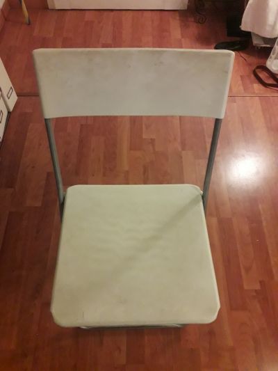 Plastova židle IKEA
