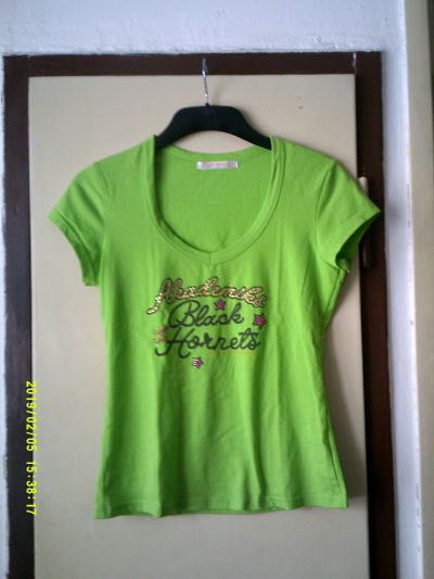 Zelenkavé tričko