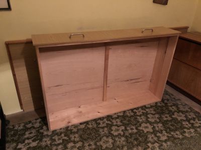 šuple pod postel (úložný prostor)