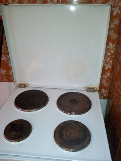 starsi sporak plotynkovy