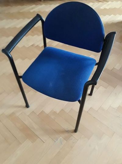 3 židle