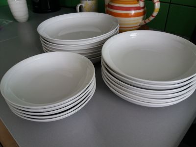 Sada talířů