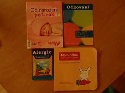 Daruji čtyři knížky pro maminky