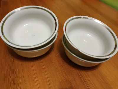 porcelánové misky
