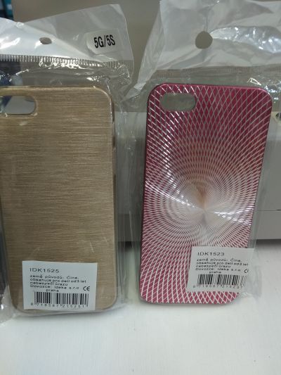 Zadní kryt na iPhone 5, plast nebo gumovy