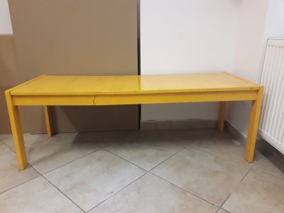Dětský stůl - dřevo